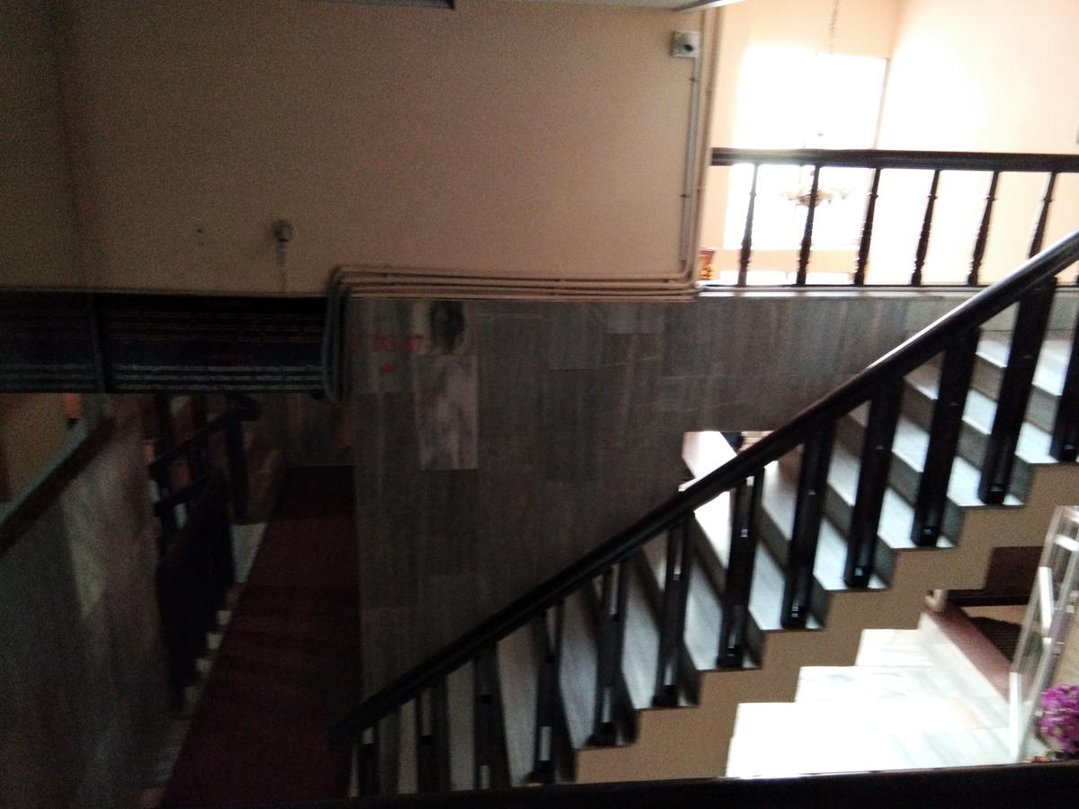 Hotel Sanman Lodge Шимога Экстерьер фото